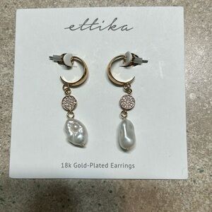 18k Gold Plated Earrings with natural pearls